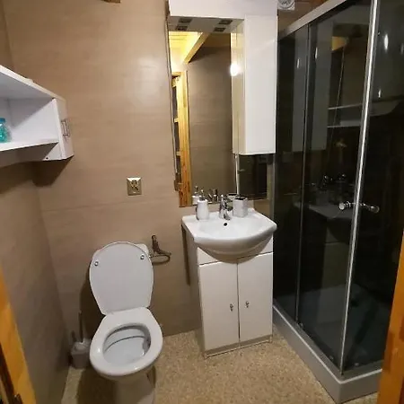 Tatil Evi Nad Jeziorem *