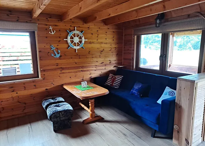 Nad Jeziorem Casa vacanze Gowidlino